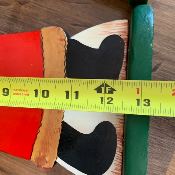 2 Folk Wood Santas - Picture 2 of 10